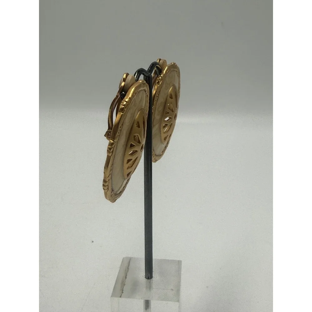 Vintage Gold Tone Oval Filigree Clip On Earrings Ivory Enamel Statement Jewelry